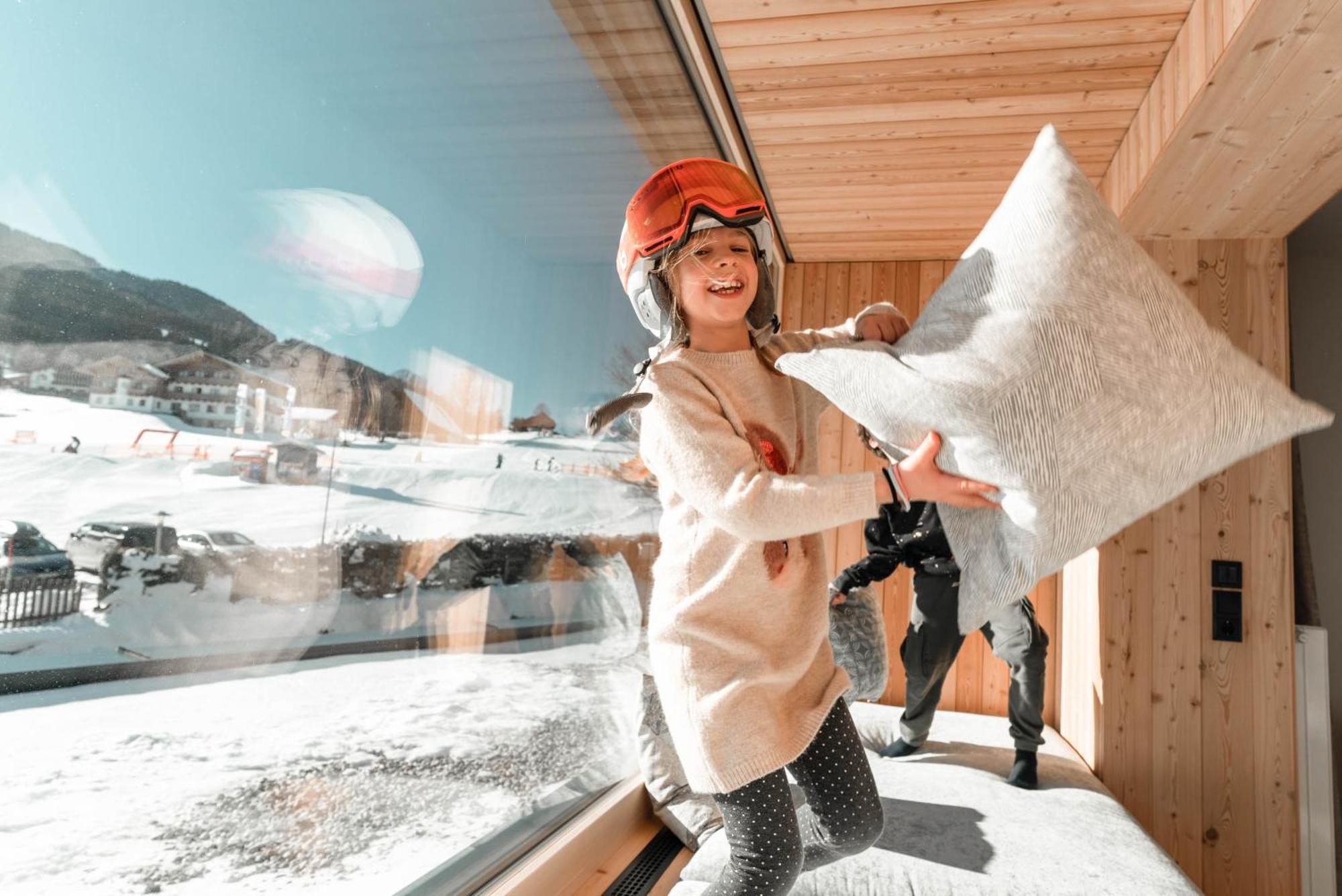 Apart & Suiten Hotel Weiden Schladming Buitenkant foto