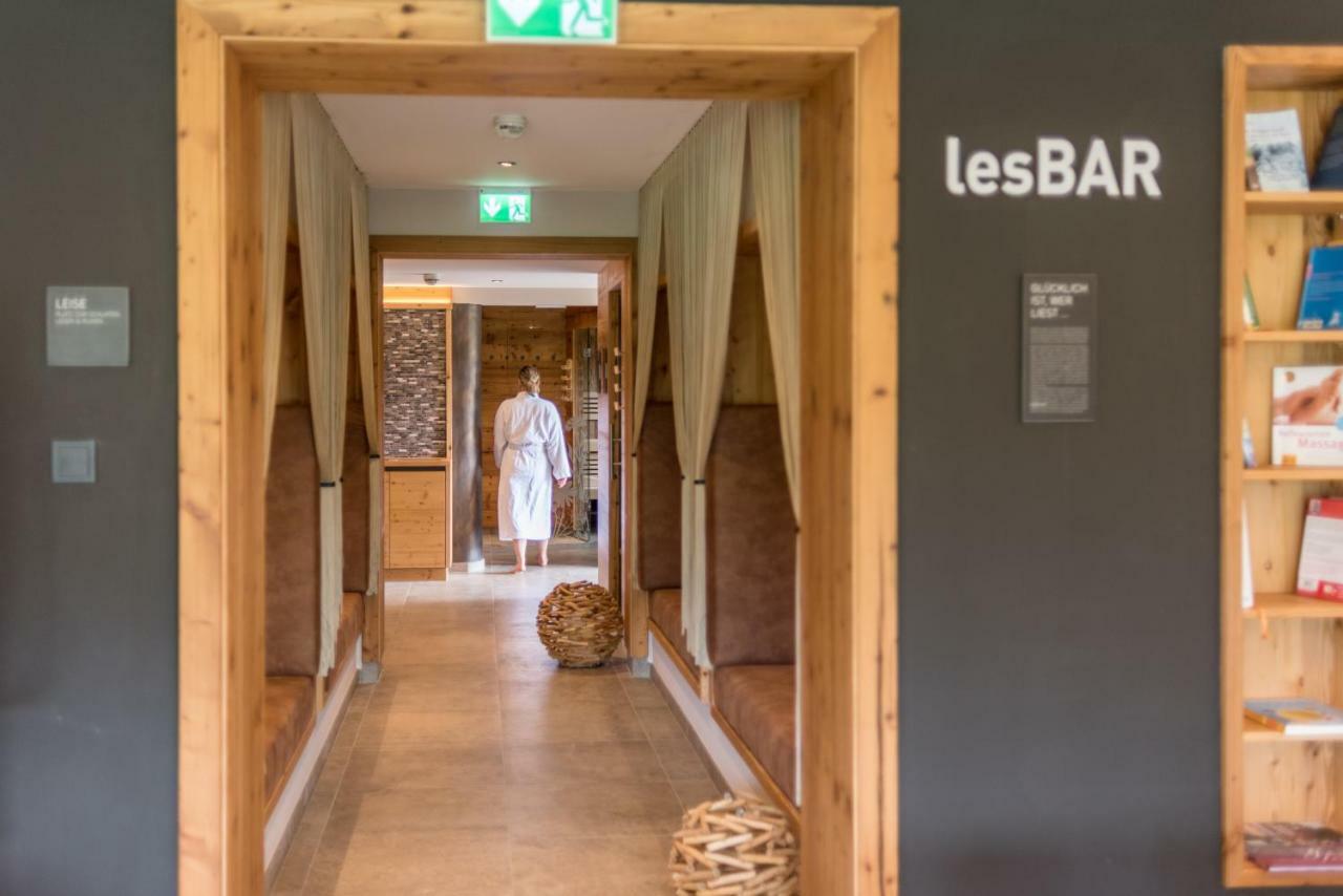 Apart & Suiten Hotel Weiden Schladming Buitenkant foto